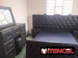 Camas tapizadas y muebles