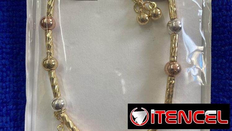 Collares y pulseras de acero. Bisutería. Especial para regalos