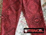Ropa de mujer nueva y de uso