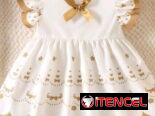 Vestidos y batas para niñas