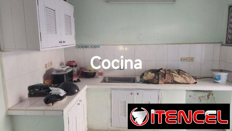 APARTAMENTO DE CUATRO CUARTOS