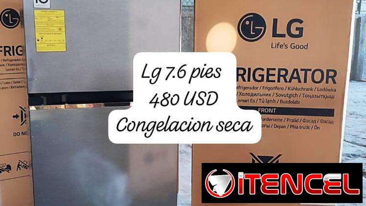 Refrigerador LG de 7.6 pies