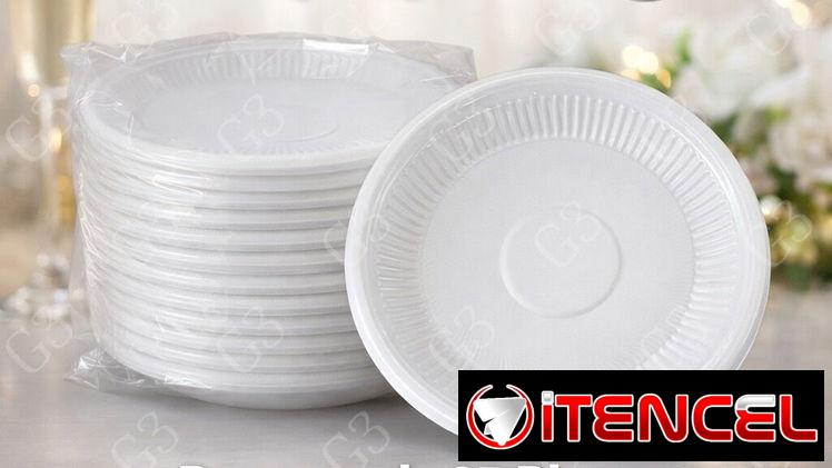 Cucharas, servilletas, platos, vasos, bandejas encerradas, absorbentes