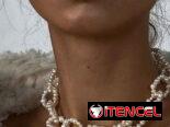 Collares para todo tipo de ocasión: perlas, caracoles, cadenas, dorados, plateados, estrellas