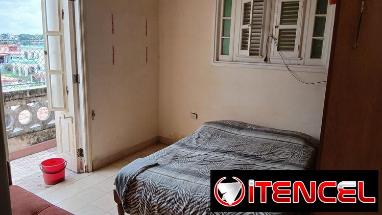 Vendo apto capitalista 4/4 ,con garage, muy buen estado con todo para llegar y vivir.vibora
