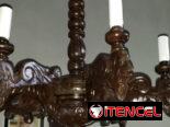 Lámpara de Techo Antigua de Madera Tallada de Caoba en 200 USD