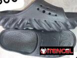 Chanclas Crocs negras – Sandalias casual unisex – Calzado cómodo negro – Zapatillas Crocs unisex – Chanclas deportivas n