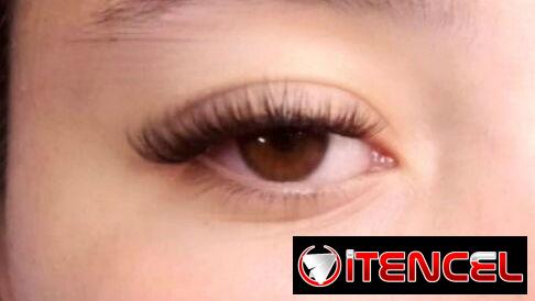 Si quieres lucir una hermosa mirada😍 contáctanos 📞y será atendida con gusto✨👀