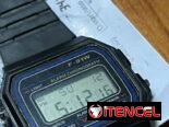 Reloj estilo Casio, de silicona, temporizador y alarma.
