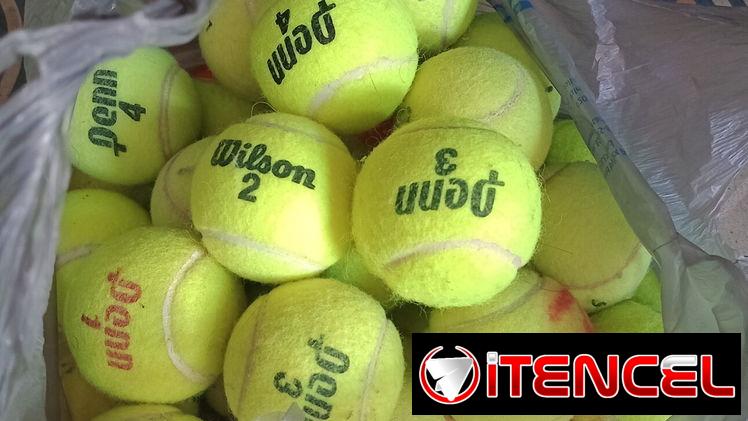 Raquetas y pelotas de tenis leer dentro