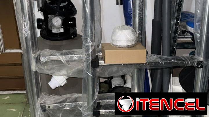 Escaleras de 3 peldaños para piscina nuevas !!