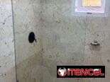 Paño fijo de cristal para baño