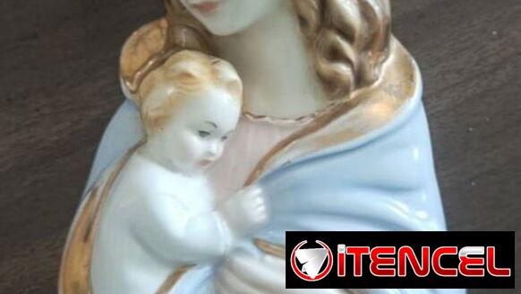 Virgen María con niño Jesus