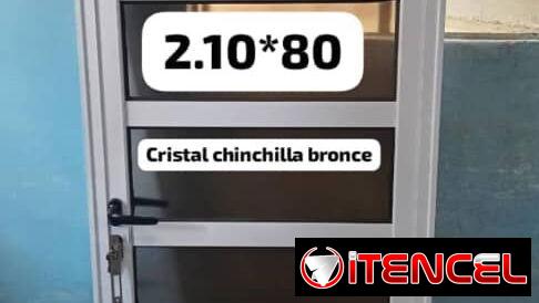 Se realizan trabajos d aluminio