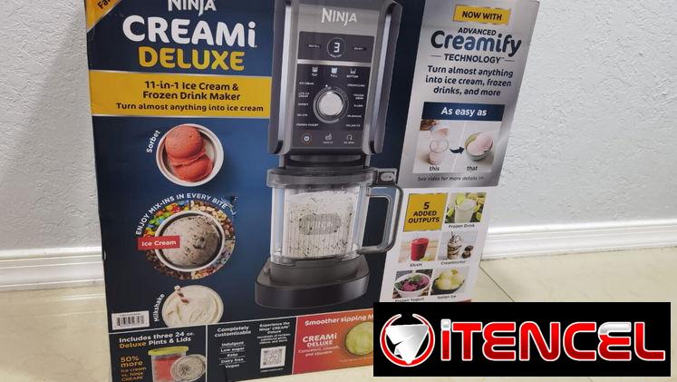 Ninja Creami Deluxe 11 en 1 ,maquina para hacer helado sellada en caja