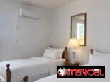 Apartamento disponible en Centro Habana a solo 2 cuadras del Malecón.