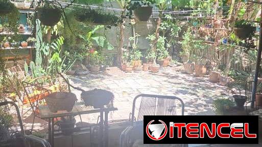 *$16.000usd SIN AJUSTE. En venta apartamento con garaje (PLANTA BAJA) de un edificio de 8 aptos en El Reparto Bahía,