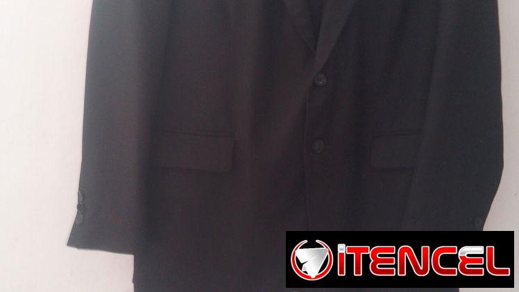 Traje de hombre negro