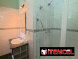Apartamento independiente en La Habana Vieja – 2 hab c/baño privado cada una – Terraza y cocina – 70 USD noche