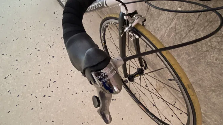 Bicicleta de ruta aluminio y fibra de carbono