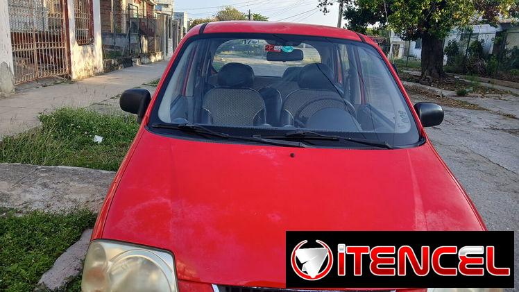 Vendo Hyundai atos, bueno de lata y de mecanica, solo detalles de tapiceria