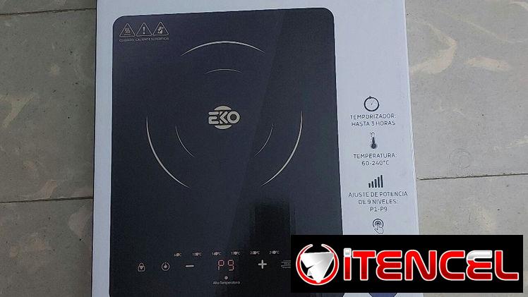 Cocina infrarrojo de una hornilla marca EKO. Compatible con todo tipo de utensilios.