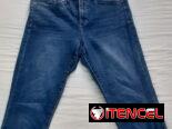 Pantalon pituza elastizado de mujer talla 8 (poco uso en buen estado)