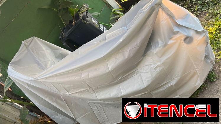 Capas Impermeables para Motos y Bicimotos. Material Polietileno PEVA.