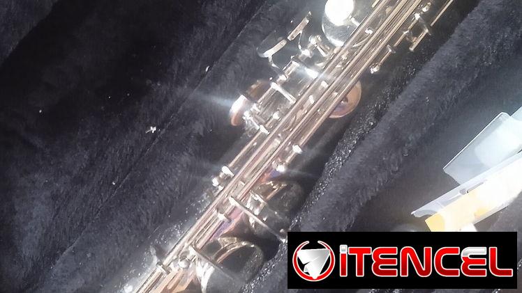Saxofón