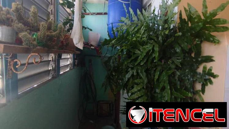 Apartamento piso 10 en 20 de mayo