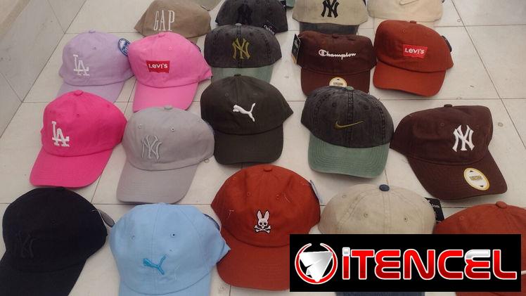 Gorras por unidad y mayoreo. Desde 1700 pesos al menos 10 de cualquier tipo.