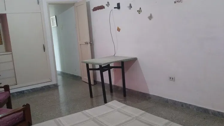 Alquiler apartamento independiente en el sevillano 1 habitación tiempo indefinido.