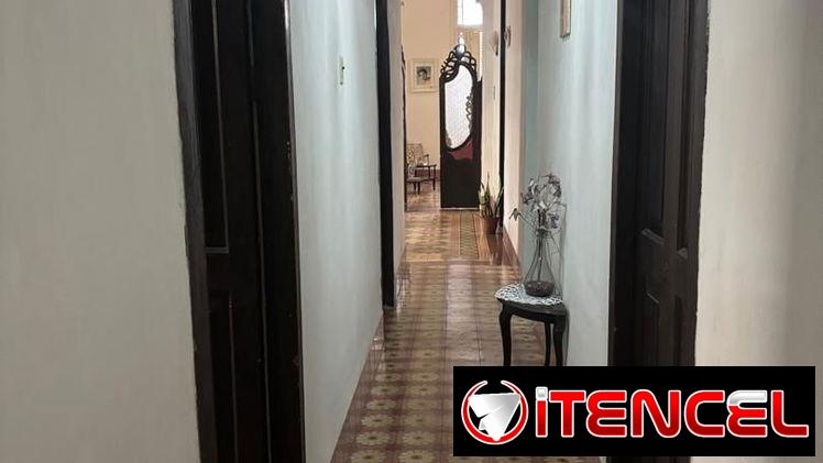Se vende casa amplia en marianao