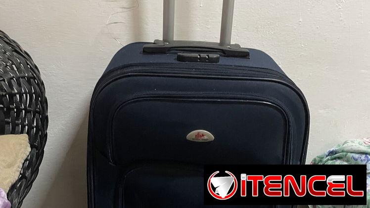 Vendo o cambio maleta de 23 kg