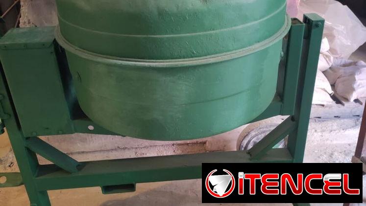 ! Hormigonera (Trompo) de capacidad 5-6 vagones- Como Nueva