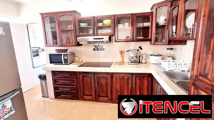 📱 Espectacular Penthouse Dúplex con Vistas Panorámicas al Mar