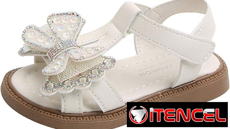 Vendo tenis y sandalias para niña!!!!