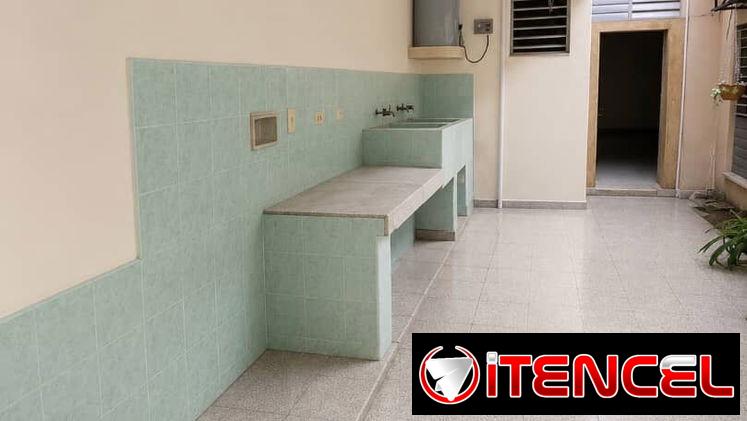 🏠 Se Vende Propiedad Única en el Centro de Matanzas