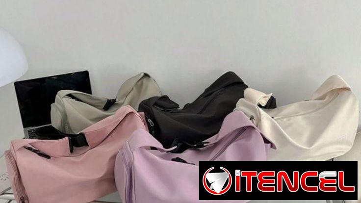 Bolsos Deportivos. Negro y Azul