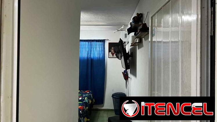 Apto en venta en planta baja,de un Edificio de 20 aptos [ Son 5 pisos bajitos ] en el Cerro [ Casino Deportivo del año 1