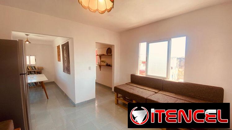 Alquiler de apartamento  por noches en Habana Vieja – Apartamento con cocina – 45 USD para 2 personas – Wifi opcional
