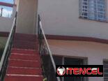 Apartamento 3er piso de 1 cuarto y placa libre