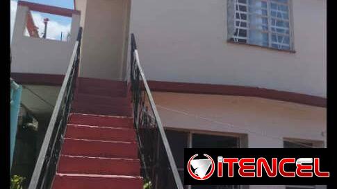 Apartamento 3er piso de 1 cuarto y placa libre