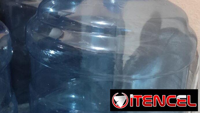 Botellón de agua de 20 litros NUEVO y Dispensador eléctrico