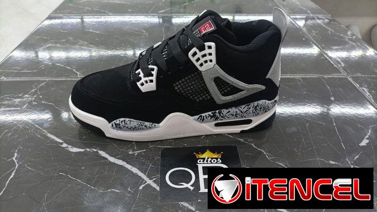 52849429 Tenis Blazer ….30. Usd o equiv  Tenis Retro 4….30 usd o equiv  Tenis Zamba ….30 usd o equiv  Tenis Reebok