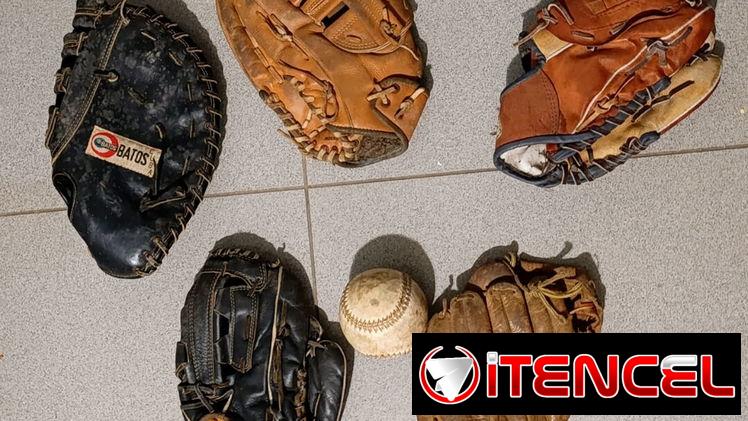 Guantes y mascotin Batos , para zurdos