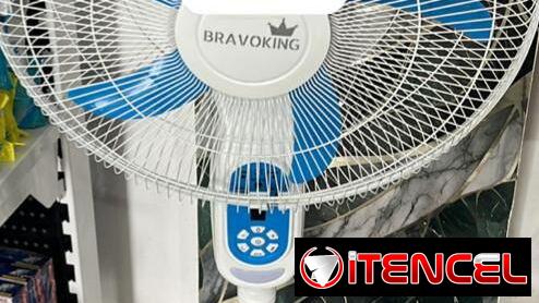 Ventilador recargable pedestal