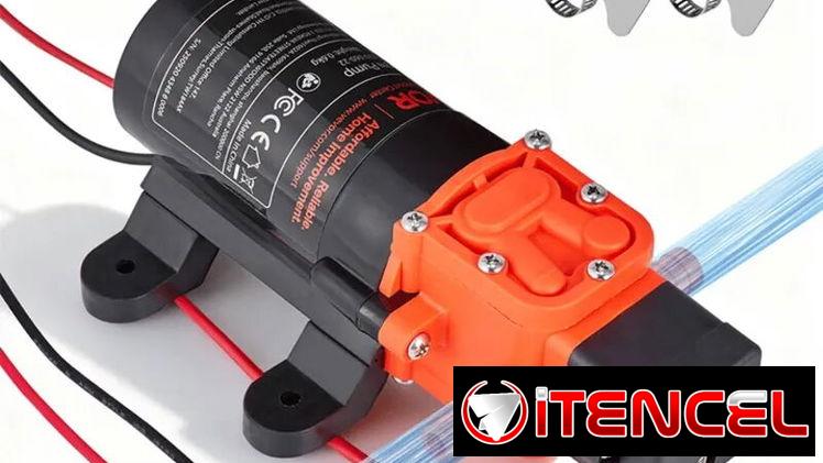 Bomba Presurizadora VEVOR 1.2 GPM 80 PSI 12V DC Autocebante Diafragma 2 Cámaras Para RV Riego Negro