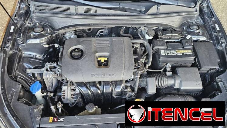 Vendo o negocio kia forte del 2020 gt line motor 2.0