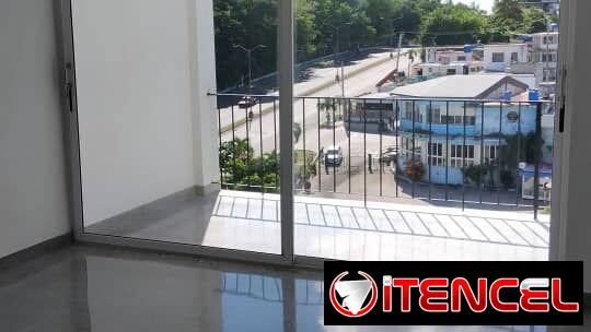 Apartamento por la avenida 26 por el Zoológico Nacional